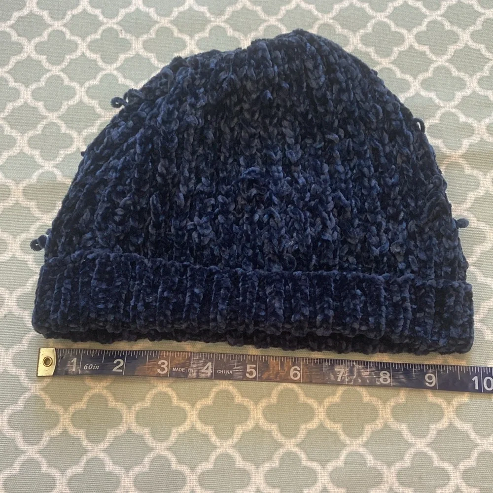 Time and Tru Blue Chenille Winter Beanie Hat